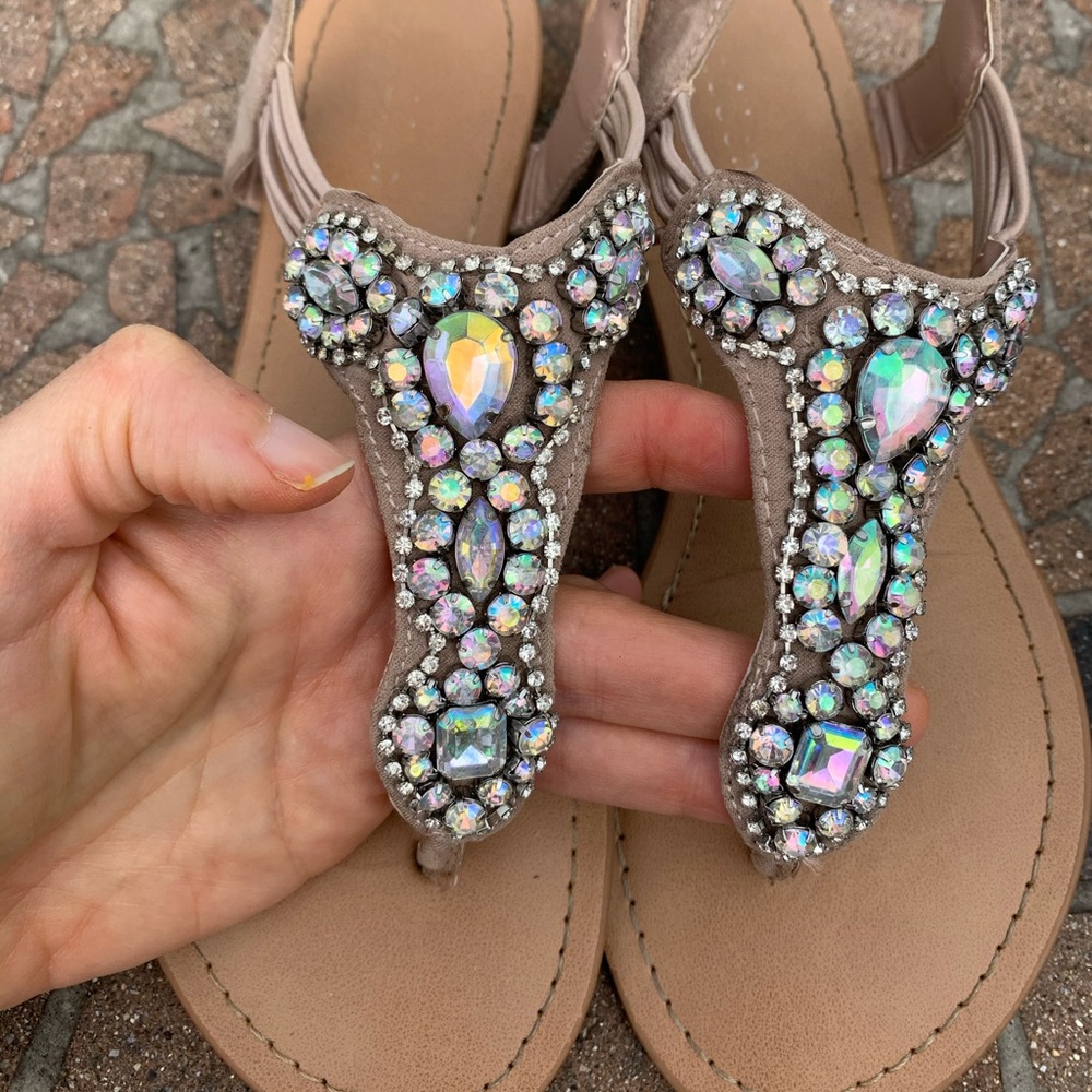 Madden Girl Tuzie Sandals Size 6.5
